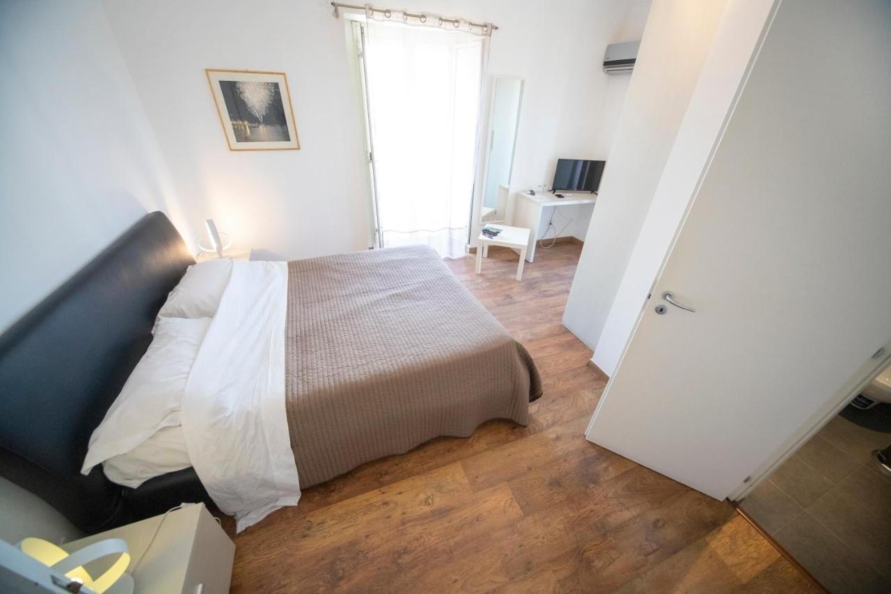 Zurria Rooms Catania Ngoại thất bức ảnh